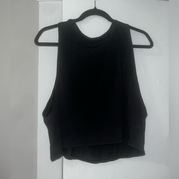 Lululemon Cut Back Crop Tank - Picture 7 of 8